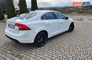 Седан Volvo S60 2013 в Львові