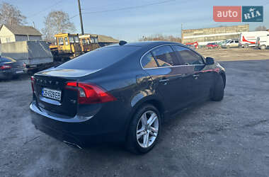 Седан Volvo S60 2013 в Ніжині