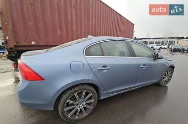 Седан Volvo S60 2017 в Рівному