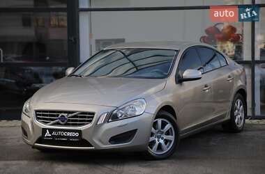 Седан Volvo S60 2012 в Харкові