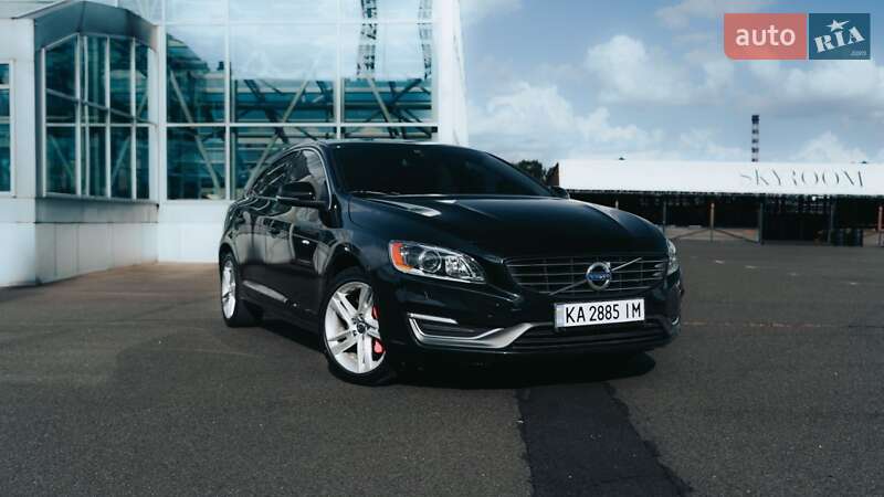 Седан Volvo S60 2014 в Києві