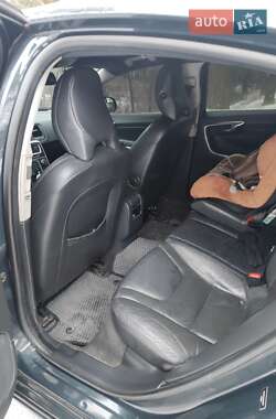 Седан Volvo S60 2011 в 