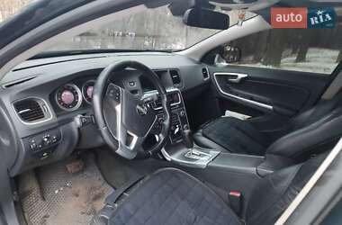 Седан Volvo S60 2011 в 