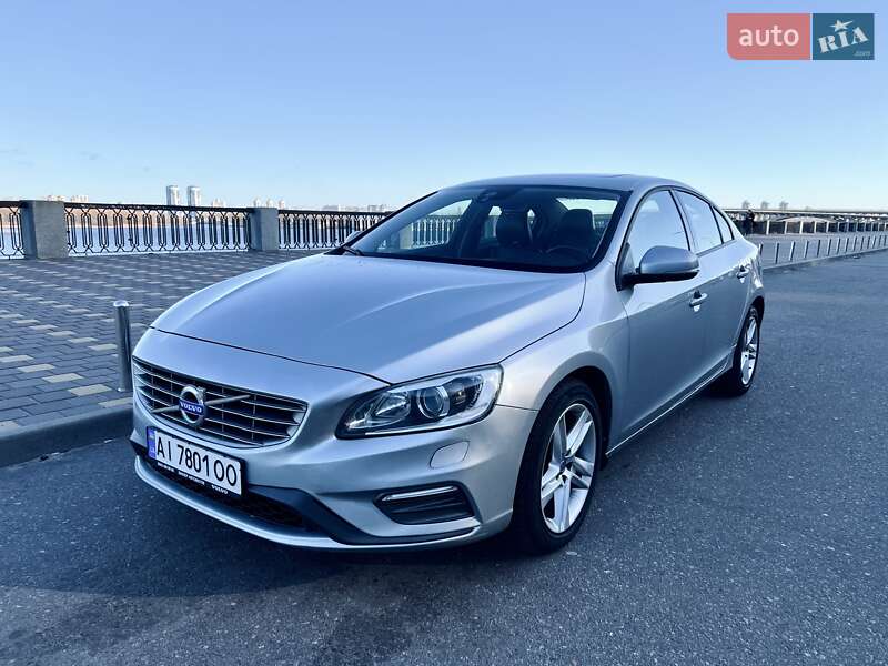 Седан Volvo S60 2016 в Киеве