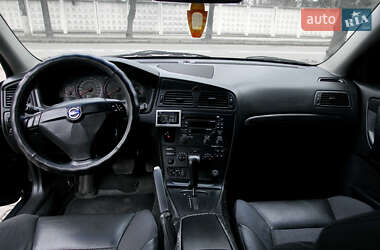 Седан Volvo S60 2004 в 