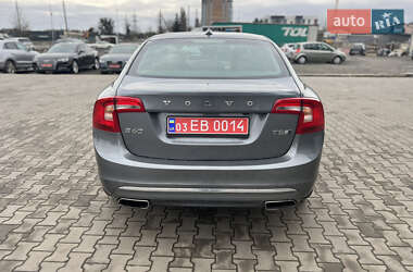 Седан Volvo S60 2016 в 