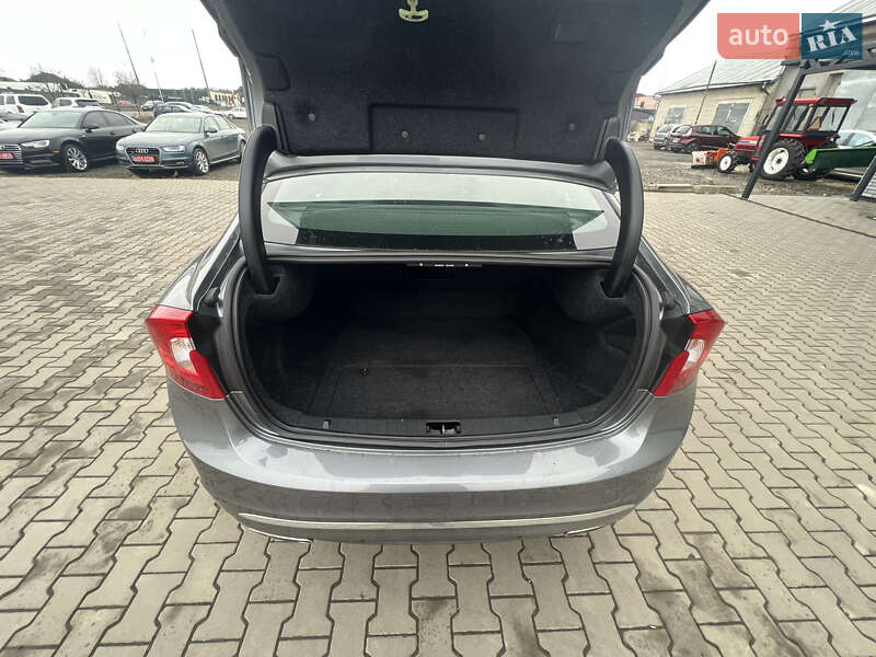 Седан Volvo S60 2016 в Луцке