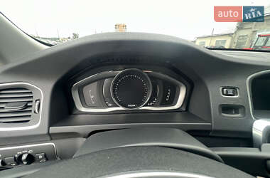 Седан Volvo S60 2016 в 