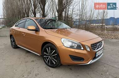 Седан Volvo S60 2013 в Киеве