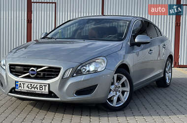 Volvo S60 2011