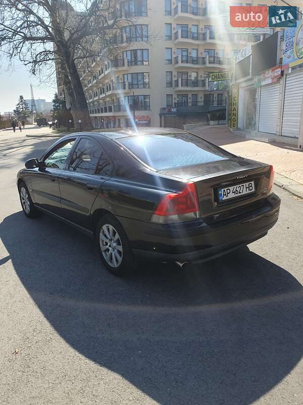 Седан Volvo S60 2003 в Измаиле