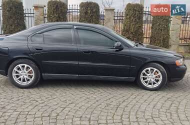 Седан Volvo S60 2002 в Жовкве