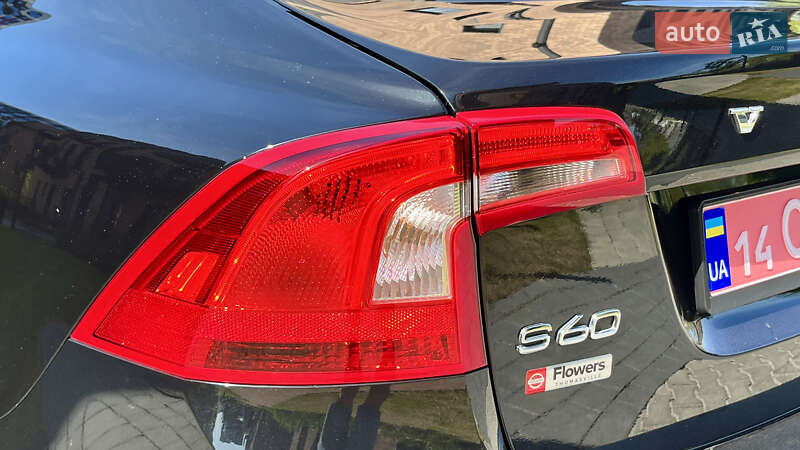 Седан Volvo S60 2016 в Ивано-Франковске