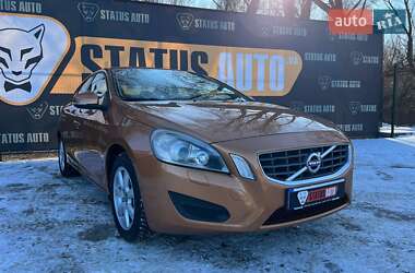 Седан Volvo S60 2012 в Хмельницькому