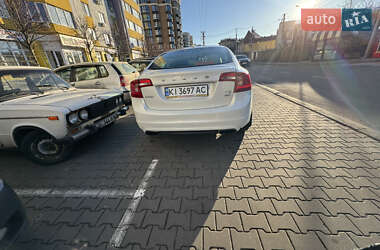 Седан Volvo S60 2014 в Києві