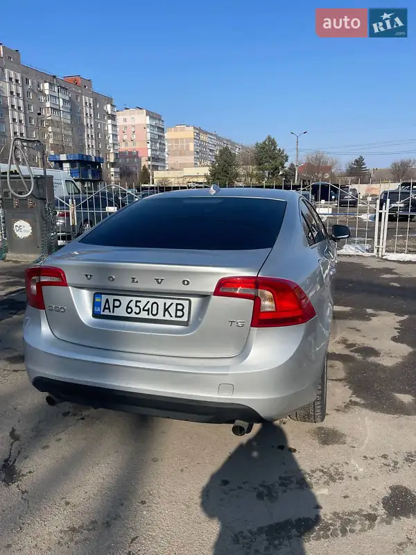 Volvo S60 2011