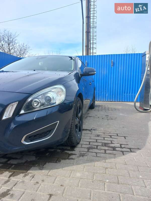 Седан Volvo S60 2010 в Львове фото 3 Седан Volvo S60 2010 в Львове