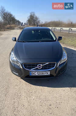 Седан Volvo S60 2010 в 