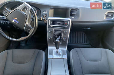 Седан Volvo S60 2010 в 