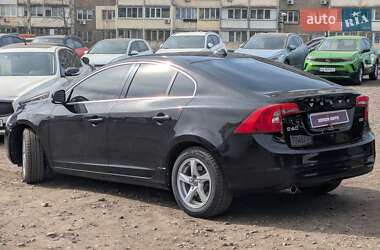 Седан Volvo S60 2015 в Києві