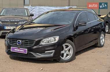 Volvo S60 2015