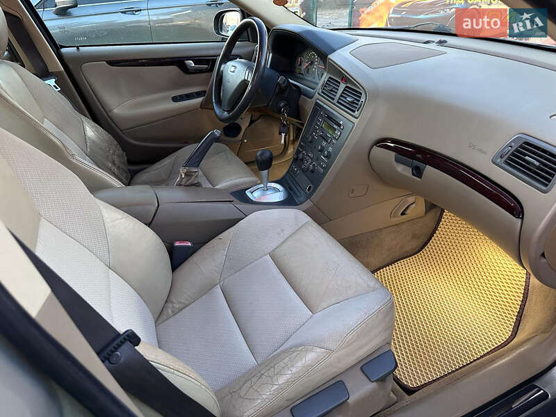 Седан Volvo S60 2001 в Одессе