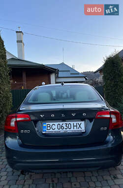 Седан Volvo S60 2011 в 