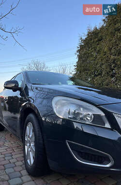Седан Volvo S60 2011 в 