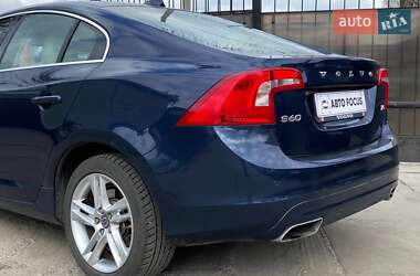 Седан Volvo S60 2014 в 