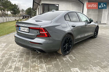 Седан Volvo S60 2020 в 