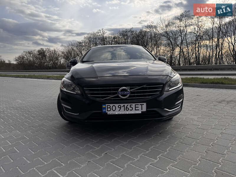 Седан Volvo S60 2015 в Тернополе