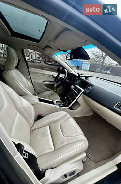 Седан Volvo S60 2010 в 