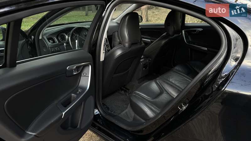 Седан Volvo S60 2011 в Кропивницком фото 16 Седан Volvo S60 2011 в Кропивницком