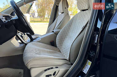Седан Volvo S60 2013 в 