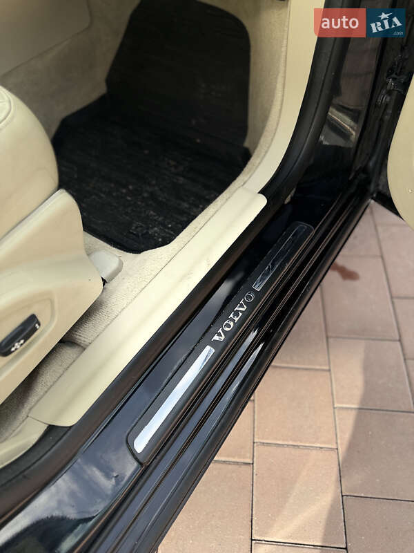 Седан Volvo S60 2016 в Нетешине