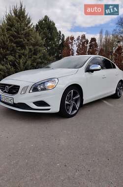 Седан Volvo S60 2011 в 
