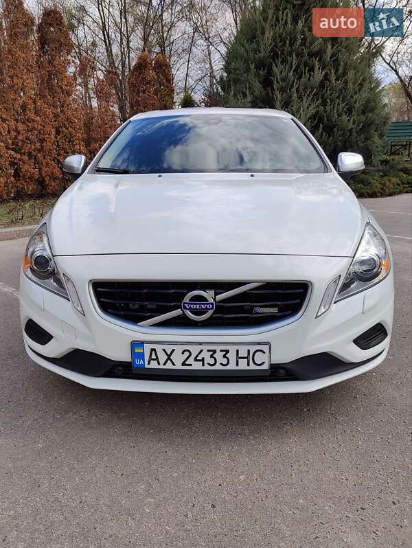 Седан Volvo S60 2011 в Харькове