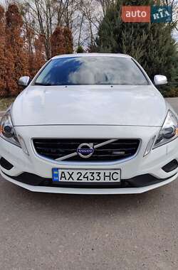 Седан Volvo S60 2011 в 