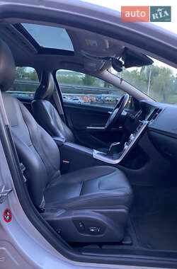 Седан Volvo S60 2016 в 