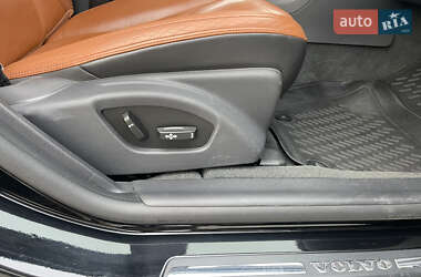 Седан Volvo S60 2012 в 