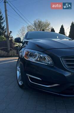 Седан Volvo S60 2016 в 