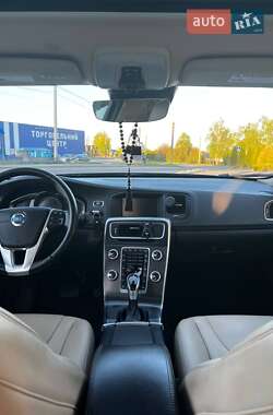 Седан Volvo S60 2016 в 