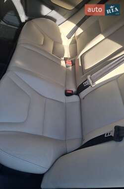 Седан Volvo S60 2016 в 