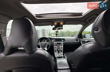 Седан Volvo S60 2012 в 