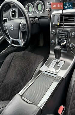 Седан Volvo S60 2012 в 