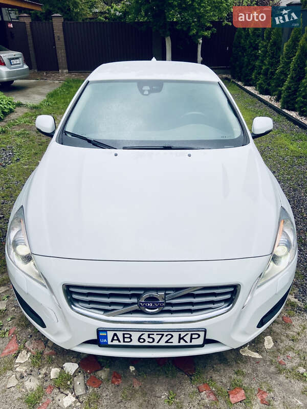 Седан Volvo S60 2011 в Виннице