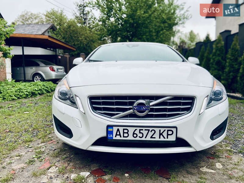 Седан Volvo S60 2011 в Виннице