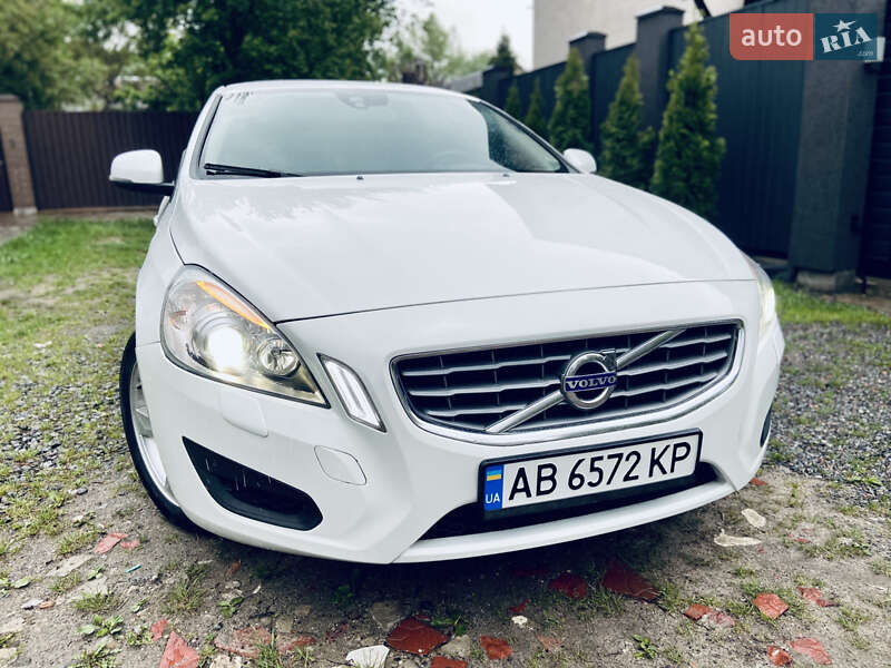 Седан Volvo S60 2011 в Виннице