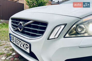 Седан Volvo S60 2011 в 