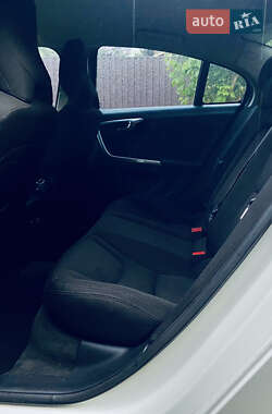 Седан Volvo S60 2011 в 